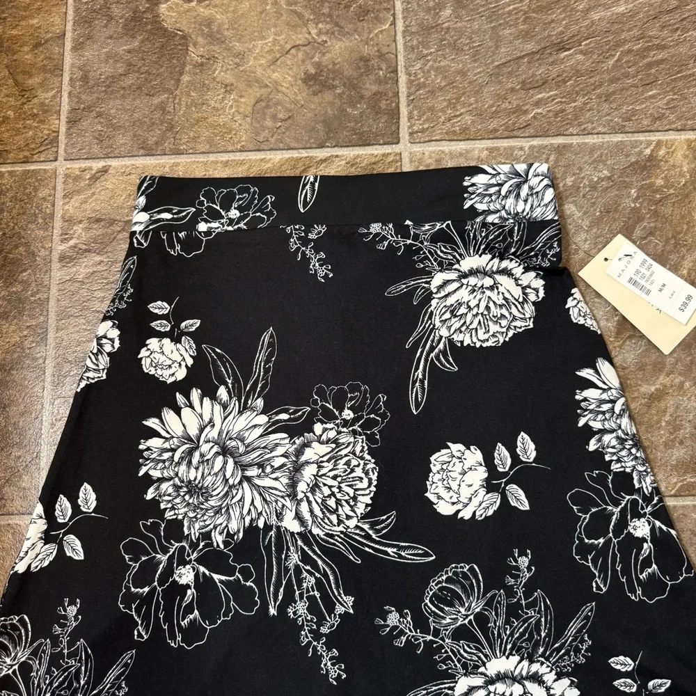 Majora Maxi Medium Black Chrysanthemum tango skirt - Picture 7 of 11